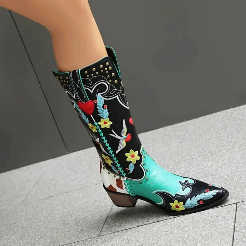 Bottines santiag pour femme Yehaw Adelaide en multicolore, avec détails en cuir et semelle robuste.
