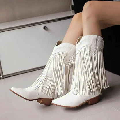 Chaussures santiag pour femme Yehaw Alejandra en blanc, détail de la semelle et du design élégant, vue de face.