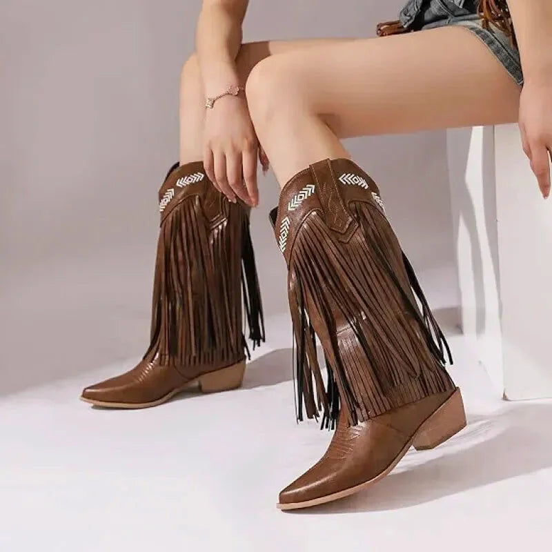 Santiags pour femme Yehaw Alejandra en marron, chaussures en cuir avec talon moyen, style élégant et confortable.