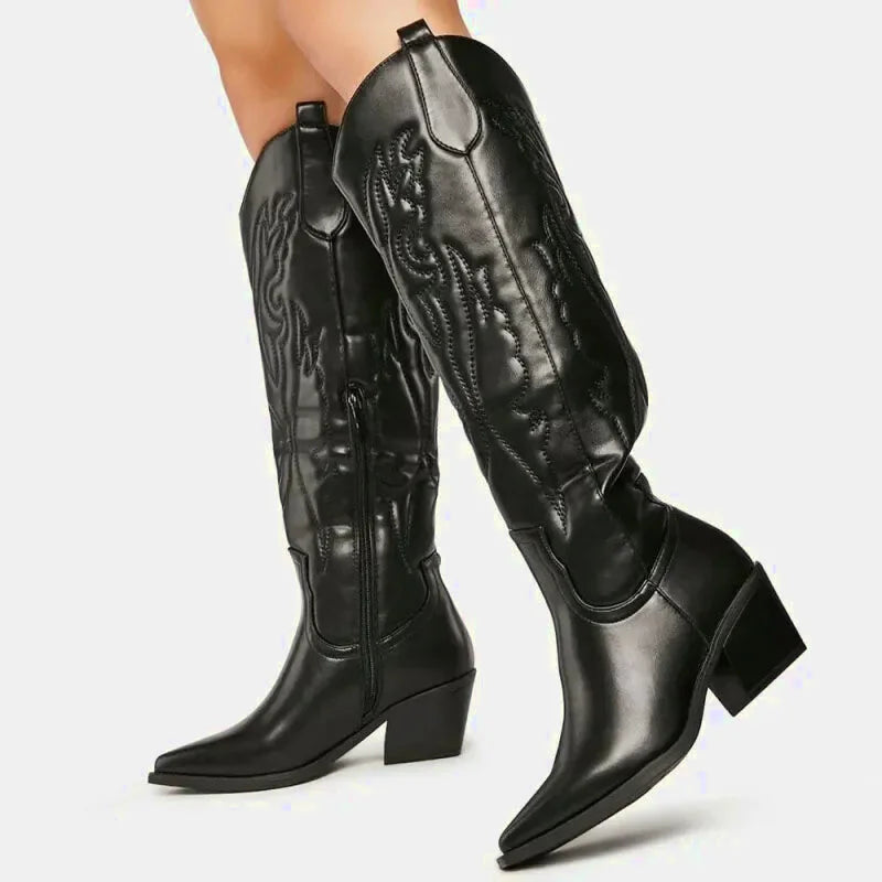 Chaussures santiags pour femme Yehaw Alicia en noir, détail de la finition en cuir élégante et moderne.