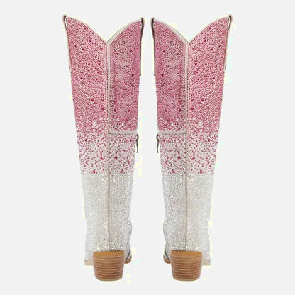 Chaussures santiag pour femme Yehaw Amour en rose et argent, avec détails élégants et style tendance.