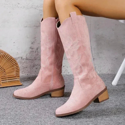 Chaussures santiag pour femme Antonia Yehaw en rose, vue de profil, en cuir avec talon moyen.