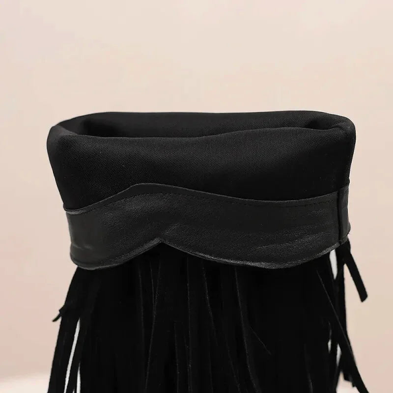 Chaussures santiags pour femme Yehaw Araceli de couleur noire, en cuir avec détails élégants.