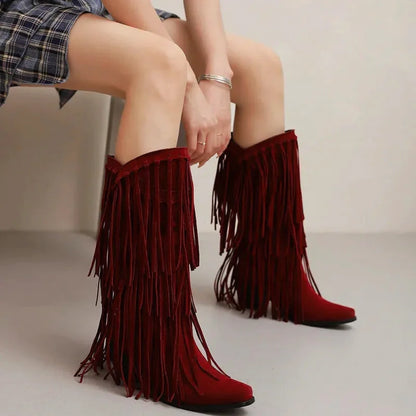 Chaussures femme ARACELI Santiag Yehaw rouge avec talons, style élégant et moderne, vue de face sur fond blanc.