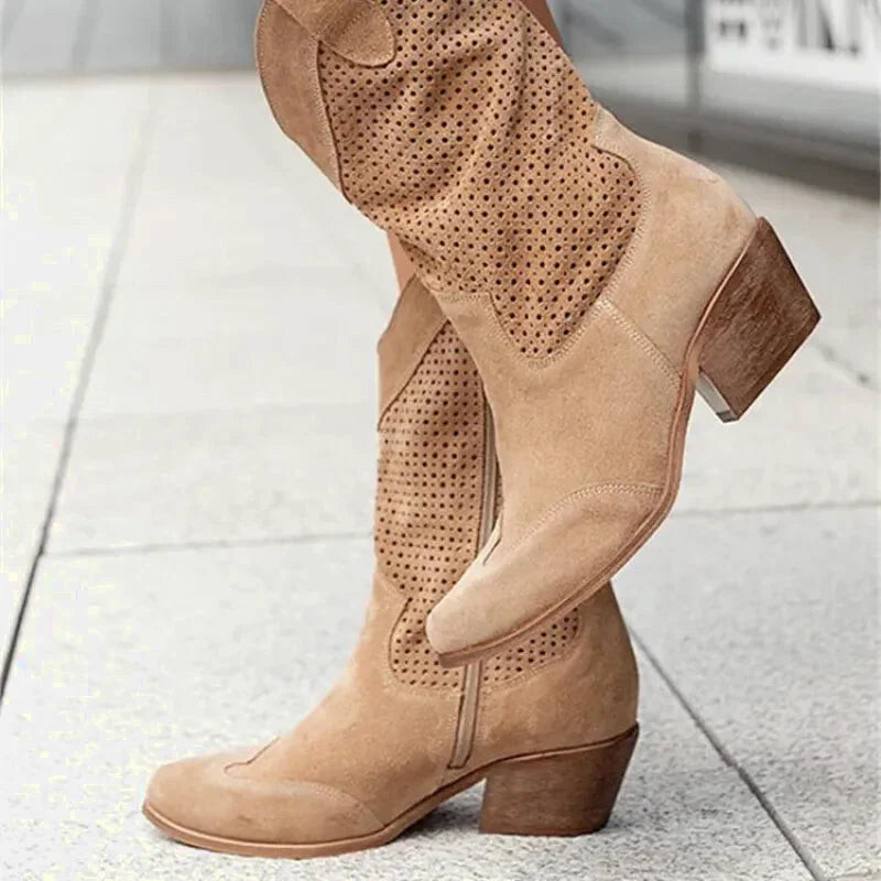 Chaussures Santiag pour femme Yehaw, bottines marron clair en cuir avec détails élégants, taille 35.