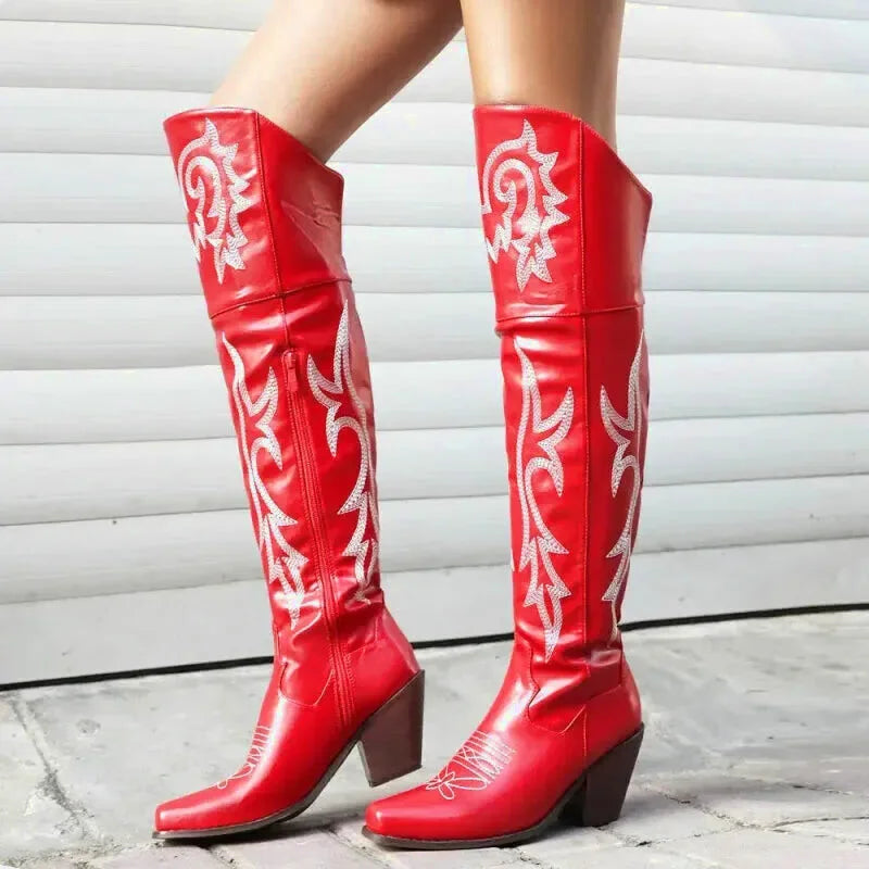 Santiags pour femme Yehaw Beatrice en rouge, montrant le design élégant et la texture du cuir.