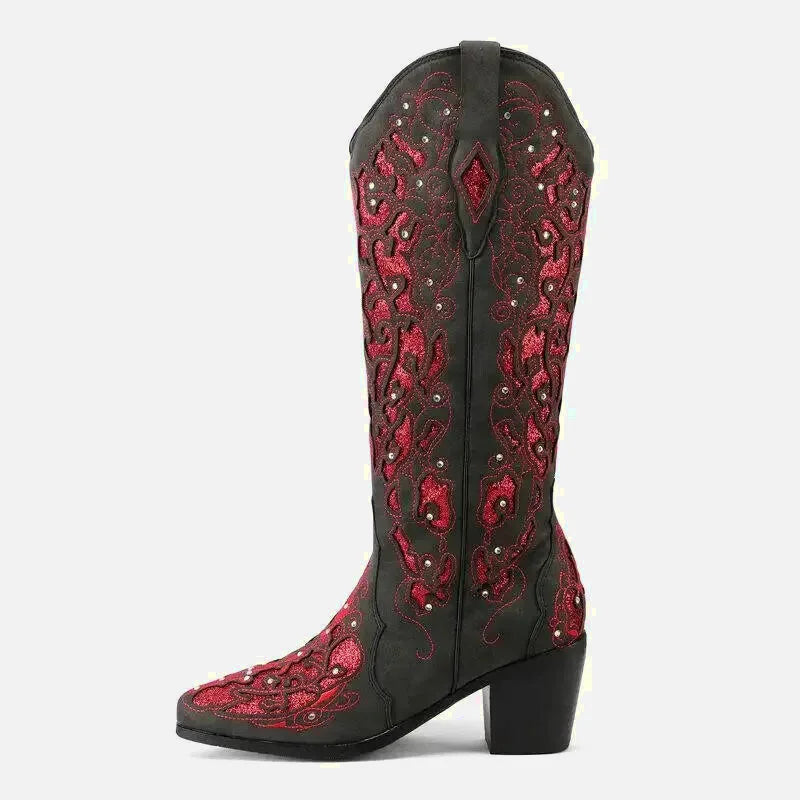 Chaussures santiags pour femme Yehaw Bernarda en rouge et noir, avec détails en cuir et style élégant.