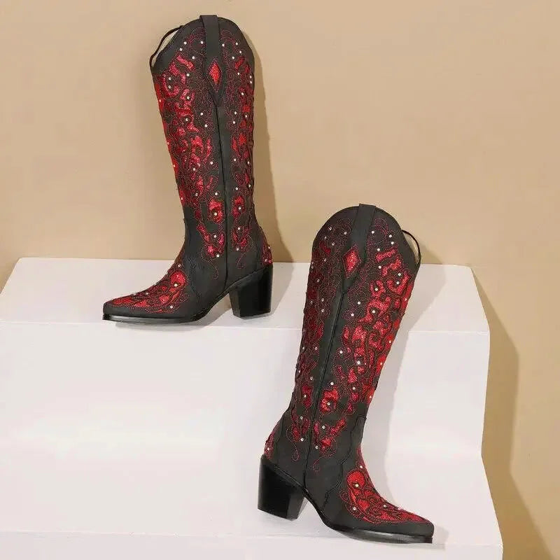 Escarpins pour femme Bernarda Santiag Yehaw rouge et noir, en cuir, avec talons, élégants et modernes.