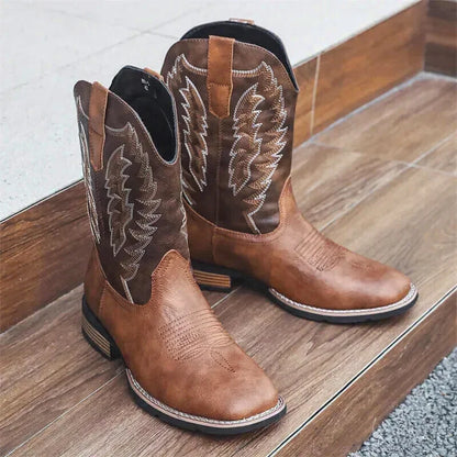 Chaussures santiag pour homme Yehaw Billy en marron, vue rapprochée mettant en valeur le style et la finition du produit.