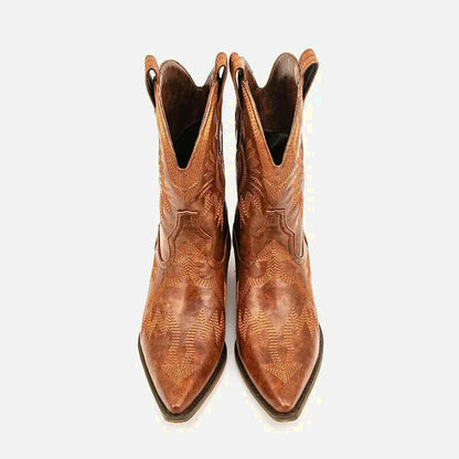 Chaussures santiags pour femme Yehaw Camila en marron, vue de face avec détails du design en cuir.