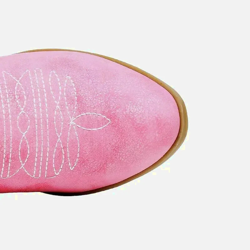 Chaussures santiags pour femme CARMELA Yehaw en rose, détail de la finition et design élégant.