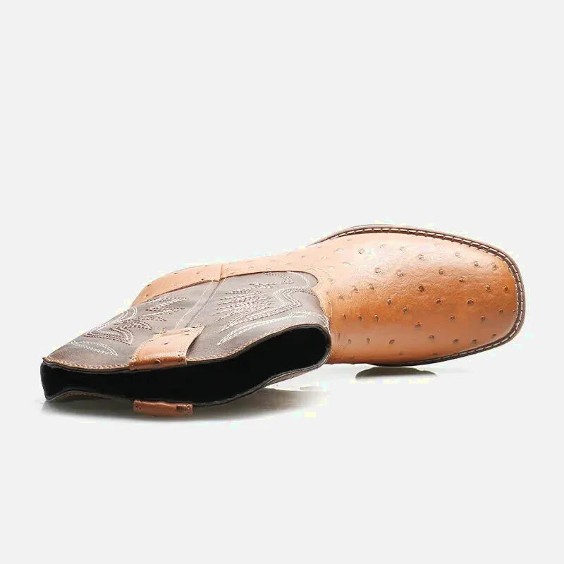 Chaussures charro pour homme Yehaw marron, santiags en cuir avec détails traditionnels, vue de côté.