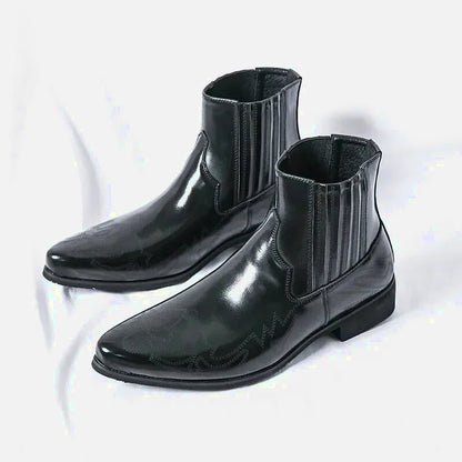 Chaussures santiags pour homme Yehaw noir, style cowboy avec détails en cuir, vue de face.