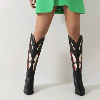 Chaussures santiags pour femme Yehaw Clara en noir, vue de face avec détails en cuir et broderies élégantes.