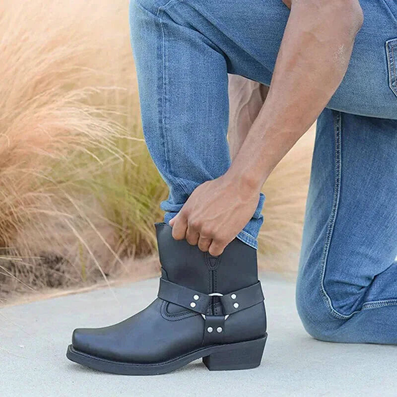 Chaussures santiags noires pour homme Yehaw Denver, en cuir, avec détails traditionnels et semelle robuste.