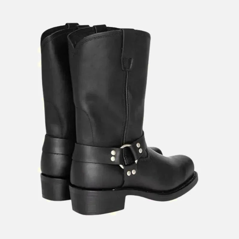 Chaussures Santiag pour homme Yehaw Ghost en noir, finition élégante avec détails sophistiqués, vue de face sur fond blanc.