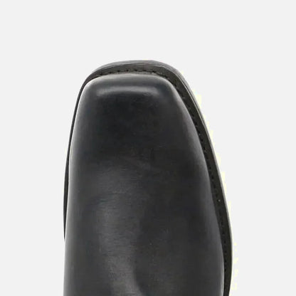Chaussures Ghost Santiag pour homme Yehaw en cuir noir, détails élégants et design moderne.