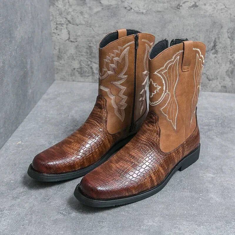 Chaussures santiags pour homme Yehaw Hector en marron, vue de face avec détails en cuir et semelle robuste.