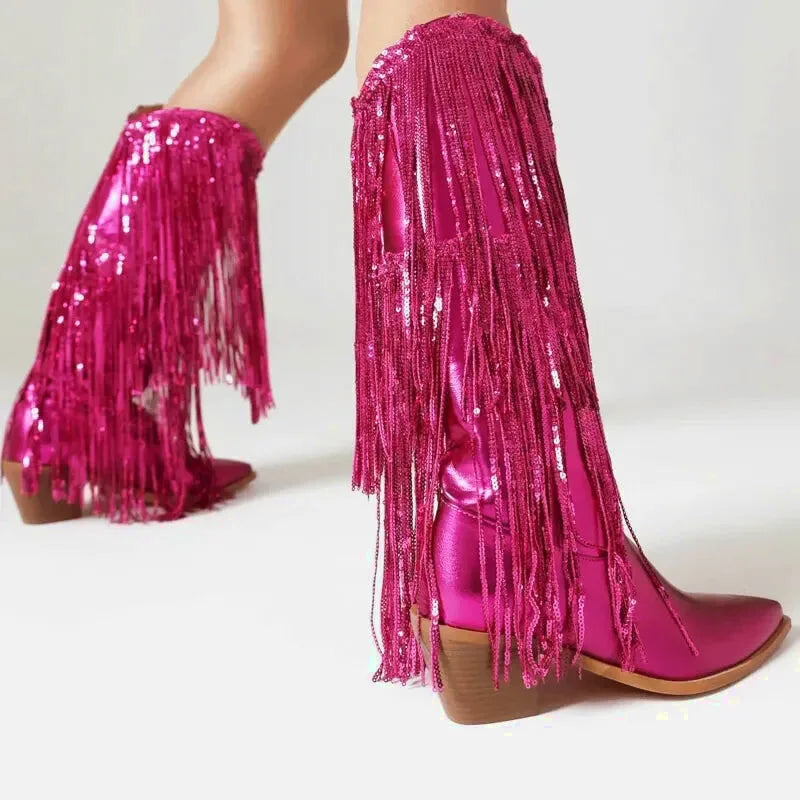 Chaussures santiags pour femme Yehaw Helene en rose rouge, style élégant avec talons et détails en cuir.