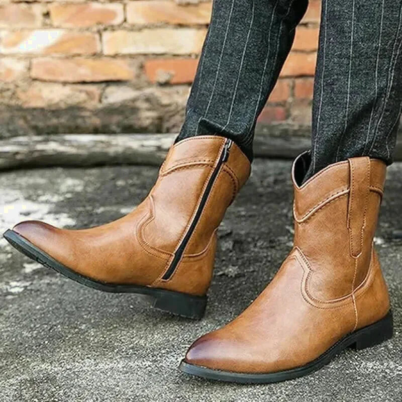 Santiags pour homme Yehaw Jimmy en cuir marron clair, chaussures élégantes et confortables, vue de face.