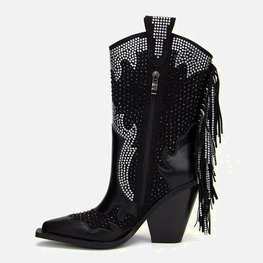 Chaussures santiags pour femme Yehaw Nellie en cuir noir, style élégant et tendance, vue de face.