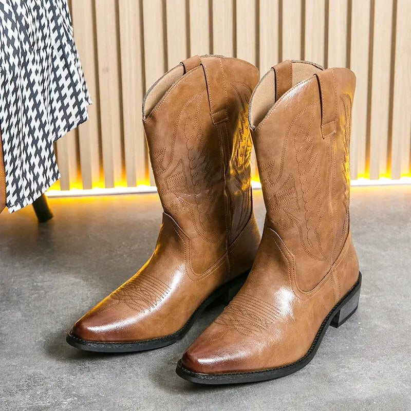Bottes de cowboy pour homme Yehaw Santiag marron, style robuste avec détails en cuir authentique, vue de côté.