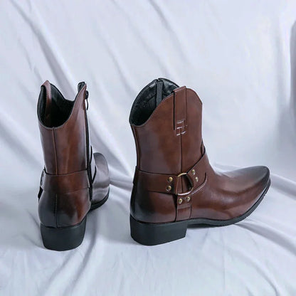 Bottes santiag pour homme Yehaw Marron de la marque Remington, en cuir avec détails en relief et semelle en caoutchouc.