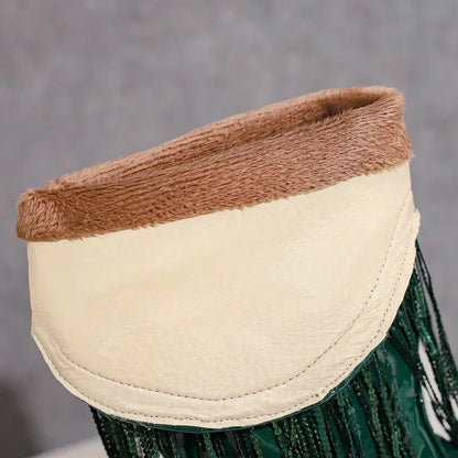Chaussures santiags pour femme Yehaw Tammie en vert, vue de côté, avec détails en cuir et talon élégant.