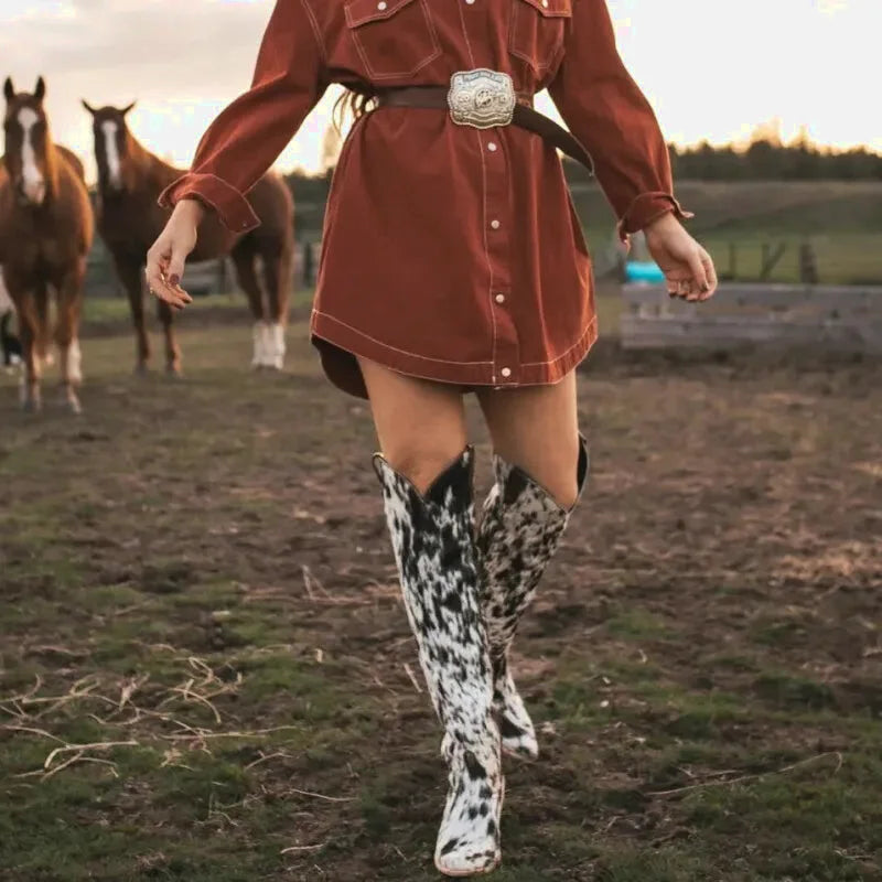 Bottes santiag pour femme Yehaw en cuir de vache noir et blanc, style élégant et moderne, pointure 35-6.